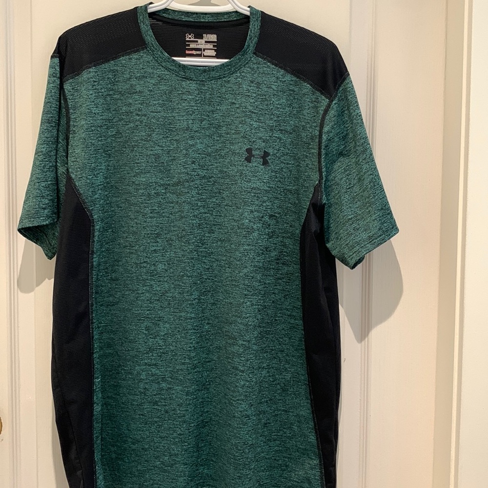 Underarmour shirt for men